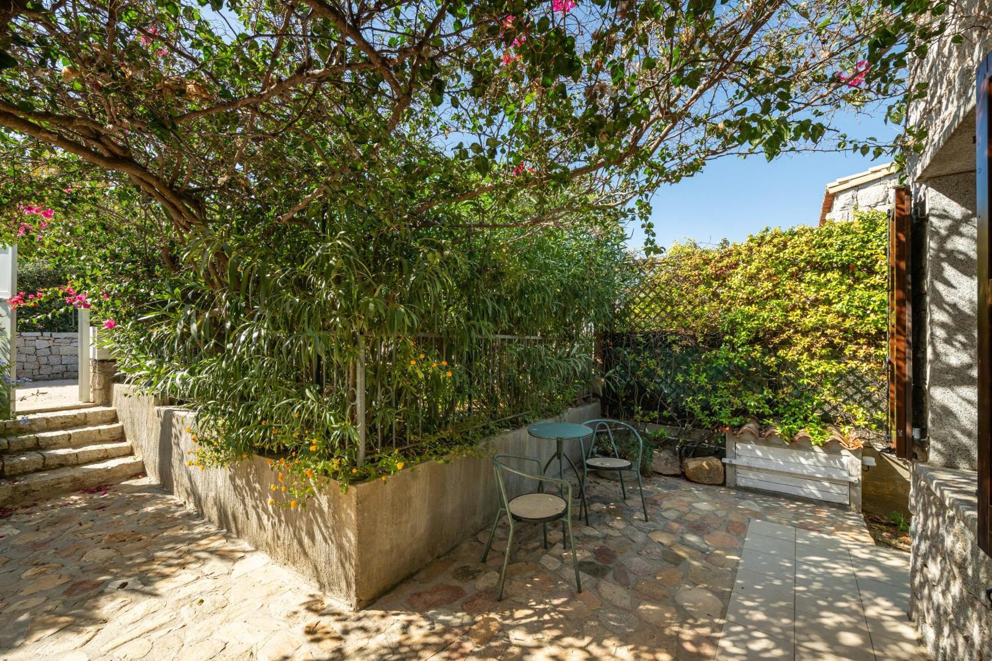 Villa Bouganville Cala Sinzias カスティアーダス エクステリア 写真